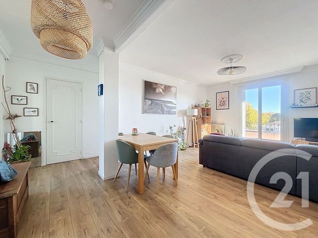 Appartement F3 à vendre - 3 pièces - 68.46 m2 - MONTPELLIER - 34 - LANGUEDOC-ROUSSILLON - Century 21 Vicarello
