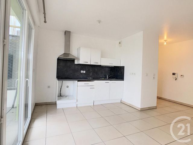 Appartement F2 à louer - 2 pièces - 46.15 m2 - JUVIGNAC - 34 - LANGUEDOC-ROUSSILLON - Century 21 Vicarello
