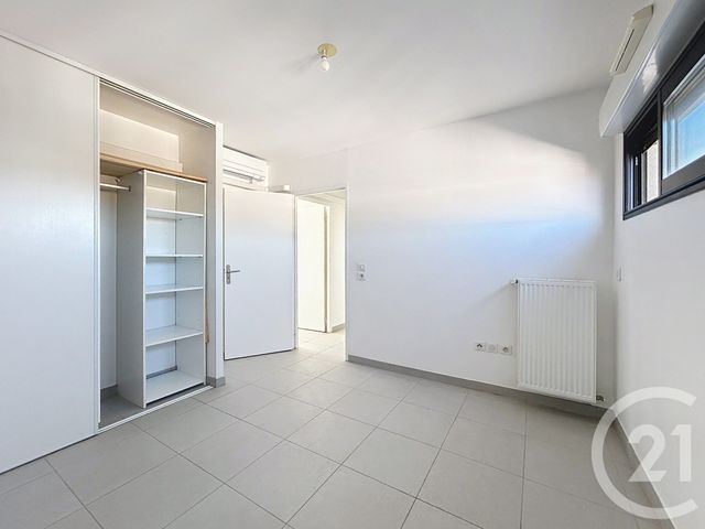 Appartement T3 à vendre - 3 pièces - 59.4 m2 - CASTELNAU LE LEZ - 34 - LANGUEDOC-ROUSSILLON - Century 21 Vicarello