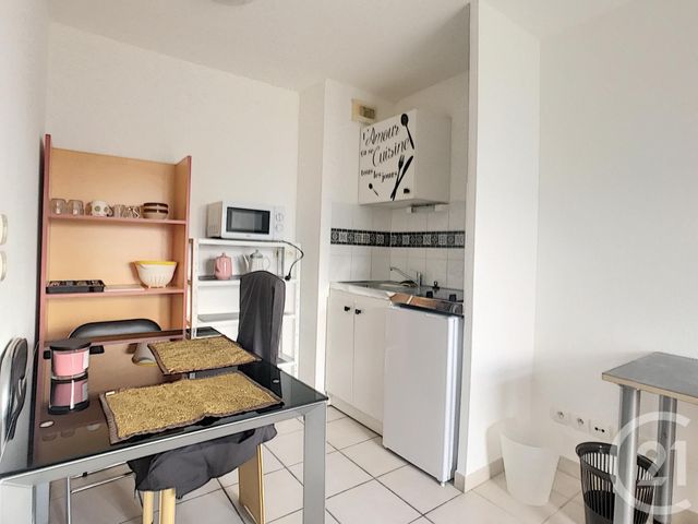 Appartement F2 à louer - 2 pièces - 32.17 m2 - MONTPELLIER - 34 - LANGUEDOC-ROUSSILLON - Century 21 Vicarello