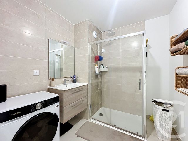 Appartement F3 à vendre - 3 pièces - 56.9 m2 - CASTELNAU LE LEZ - 34 - LANGUEDOC-ROUSSILLON - Century 21 Vicarello