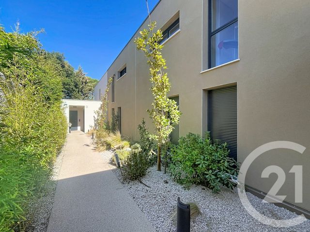 Appartement F3 à vendre - 3 pièces - 56.9 m2 - CASTELNAU LE LEZ - 34 - LANGUEDOC-ROUSSILLON - Century 21 Vicarello