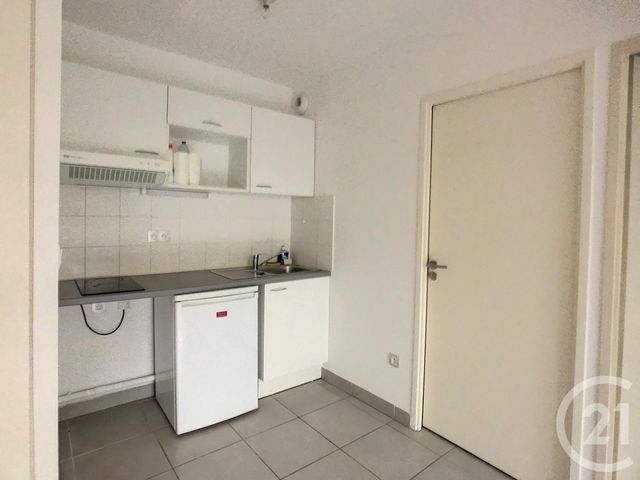 Appartement F2 à louer - 2 pièces - 40.4 m2 - CASTELNAU LE LEZ - 34 - LANGUEDOC-ROUSSILLON - Century 21 Vicarello