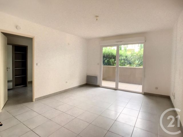 Appartement F2 à louer - 2 pièces - 40.4 m2 - CASTELNAU LE LEZ - 34 - LANGUEDOC-ROUSSILLON - Century 21 Vicarello