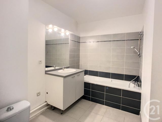 Appartement F2 à louer - 2 pièces - 40.4 m2 - CASTELNAU LE LEZ - 34 - LANGUEDOC-ROUSSILLON - Century 21 Vicarello
