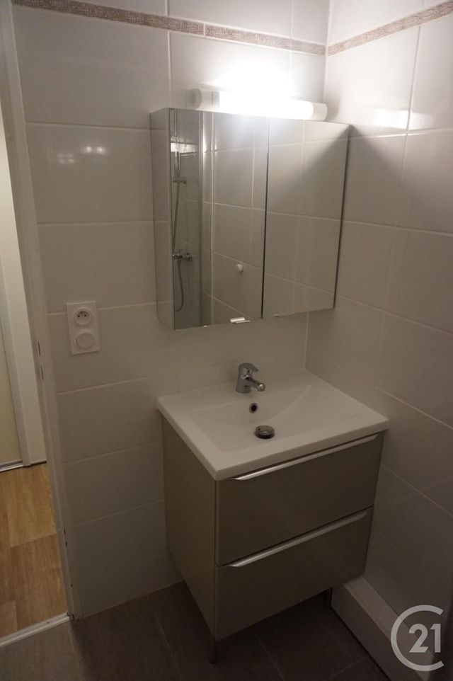 Appartement F1 à louer - 1 pièce - 29.85 m2 - MONTPELLIER - 34 - LANGUEDOC-ROUSSILLON - Century 21 Vicarello