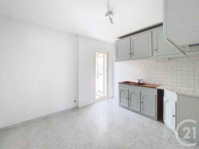 maison à louer - 4 pièces - 80.0 m2 - LUNEL VIEL - 34 - LANGUEDOC-ROUSSILLON - Century 21 Vicarello