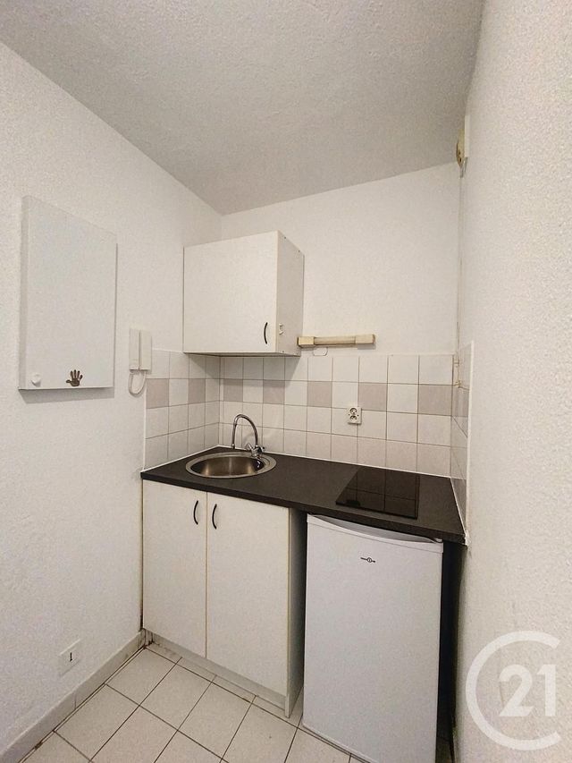Appartement Studio à louer - 1 pièce - 33.0 m2 - MONTPELLIER - 34 - LANGUEDOC-ROUSSILLON - Century 21 Vicarello
