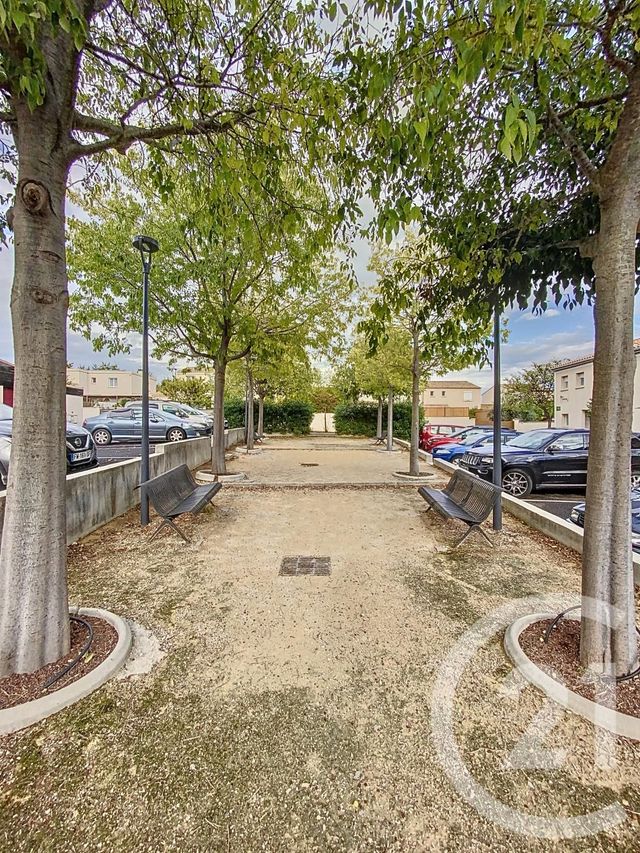 Appartement F4 à louer - 6 pièces - 91.02 m2 - ST GENIES DES MOURGUES - 34 - LANGUEDOC-ROUSSILLON - Century 21 Vicarello