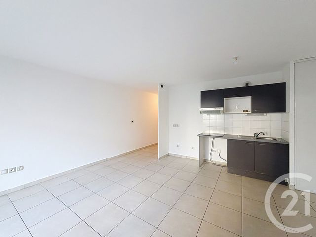 Appartement F3 à louer - 3 pièces - 66.97 m2 - CASTELNAU LE LEZ - 34 - LANGUEDOC-ROUSSILLON - Century 21 Vicarello