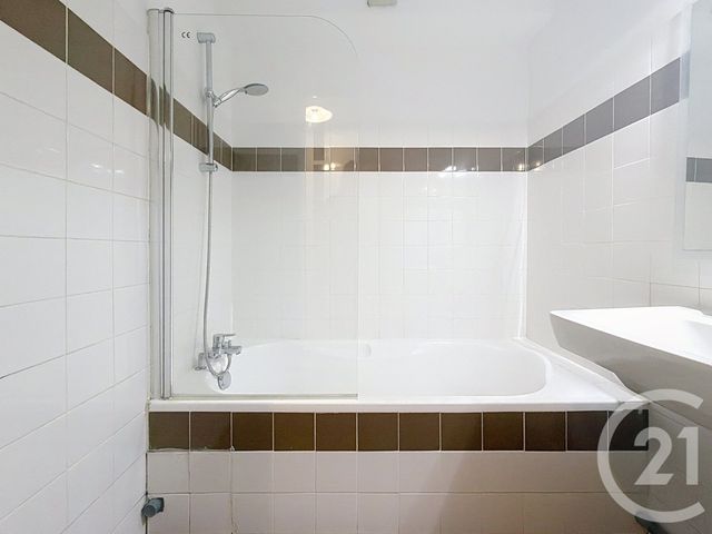 Appartement F1 à louer - 1 pièce - 27.65 m2 - MONTPELLIER - 34 - LANGUEDOC-ROUSSILLON - Century 21 Vicarello