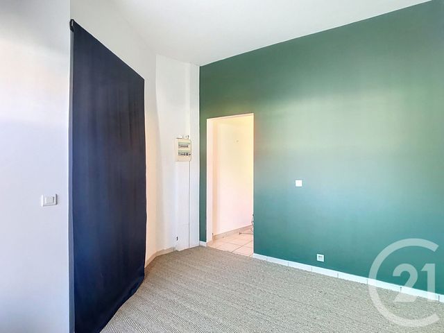 Appartement F2 à louer - 2 pièces - 38.57 m2 - CASTRIES - 34 - LANGUEDOC-ROUSSILLON - Century 21 Vicarello