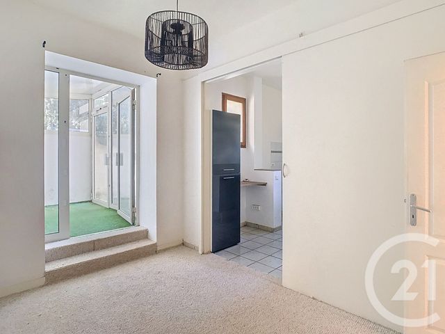 Appartement F2 à louer - 2 pièces - 38.57 m2 - CASTRIES - 34 - LANGUEDOC-ROUSSILLON - Century 21 Vicarello