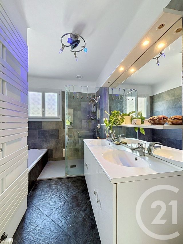 maison à vendre - 6 pièces - 180.0 m2 - LE CRES - 34 - LANGUEDOC-ROUSSILLON - Century 21 Vicarello