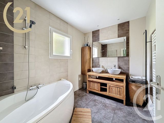 maison à vendre - 4 pièces - 87.55 m2 - VENDARGUES - 34 - LANGUEDOC-ROUSSILLON - Century 21 Vicarello