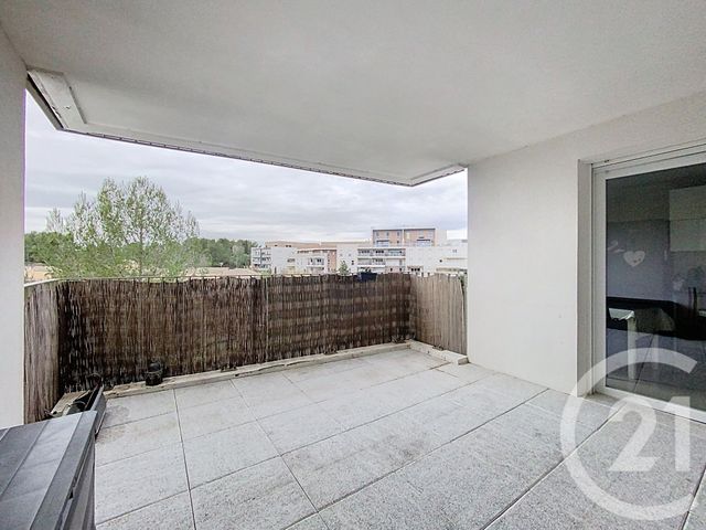Appartement T3 à vendre - 3 pièces - 62.28 m2 - PRADES LE LEZ - 34 - LANGUEDOC-ROUSSILLON - Century 21 Vicarello