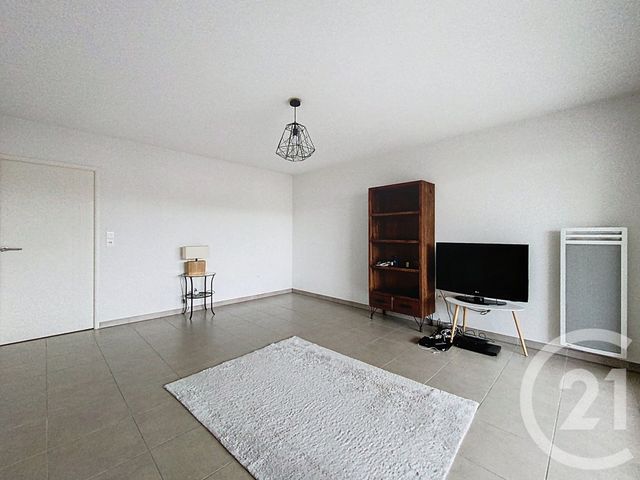 Appartement T3 à vendre - 3 pièces - 62.28 m2 - PRADES LE LEZ - 34 - LANGUEDOC-ROUSSILLON - Century 21 Vicarello