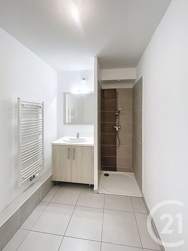 Appartement F1 à louer - 1 pièce - 31.95 m2 - CASTELNAU LE LEZ - 34 - LANGUEDOC-ROUSSILLON - Century 21 Vicarello