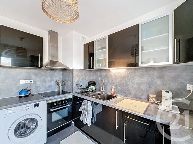 Appartement T2 à vendre - 2 pièces - 45.67 m2 - CASTELNAU LE LEZ - 34 - LANGUEDOC-ROUSSILLON - Century 21 Vicarello