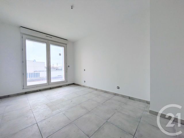 Appartement T3 à vendre - 3 pièces - 57.26 m2 - CASTELNAU LE LEZ - 34 - LANGUEDOC-ROUSSILLON - Century 21 Vicarello