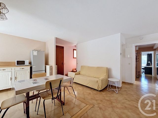 Appartement F3 à louer - 3 pièces - 67.06 m2 - CASTELNAU LE LEZ - 34 - LANGUEDOC-ROUSSILLON - Century 21 Vicarello