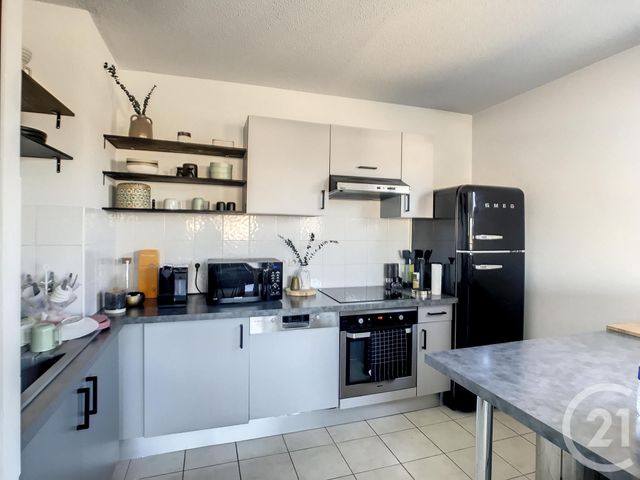 Appartement F4 à louer - 5 pièces - 97.94 m2 - CASTELNAU LE LEZ - 34 - LANGUEDOC-ROUSSILLON - Century 21 Vicarello