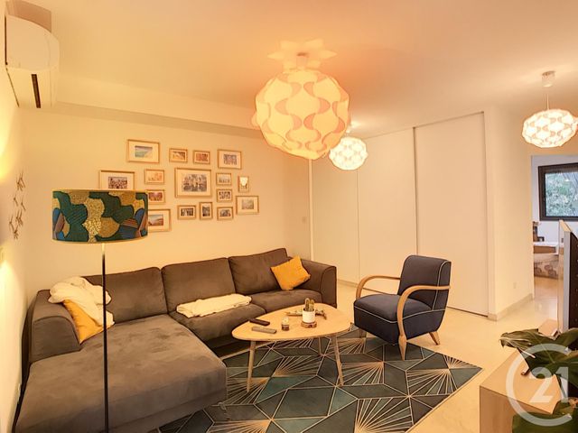 Appartement F3 à louer - 3 pièces - 75.36 m2 - MONTPELLIER - 34 - LANGUEDOC-ROUSSILLON - Century 21 Vicarello