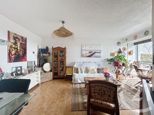 Appartement T2 à vendre - 2 pièces - 47.4 m2 - MONTPELLIER - 34 - LANGUEDOC-ROUSSILLON - Century 21 Vicarello