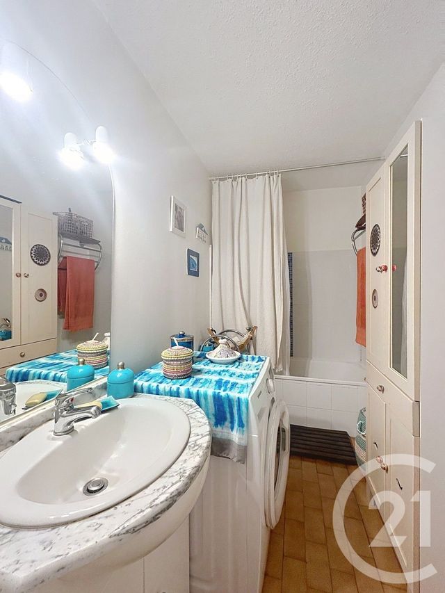 Appartement T2 à vendre - 2 pièces - 47.4 m2 - MONTPELLIER - 34 - LANGUEDOC-ROUSSILLON - Century 21 Vicarello