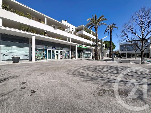 Appartement F3 à vendre - 3 pièces - 78.0 m2 - CASTELNAU LE LEZ - 34 - LANGUEDOC-ROUSSILLON - Century 21 Vicarello