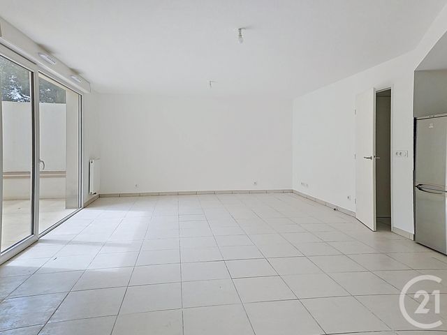 Appartement F3 à louer - 3 pièces - 71.8 m2 - CASTELNAU LE LEZ - 34 - LANGUEDOC-ROUSSILLON - Century 21 Vicarello