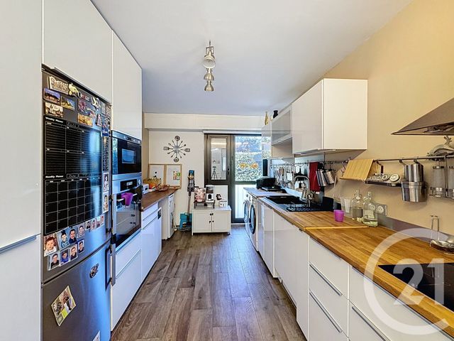 Appartement F3 à vendre - 3 pièces - 73.9 m2 - MONTPELLIER - 34 - LANGUEDOC-ROUSSILLON - Century 21 Vicarello