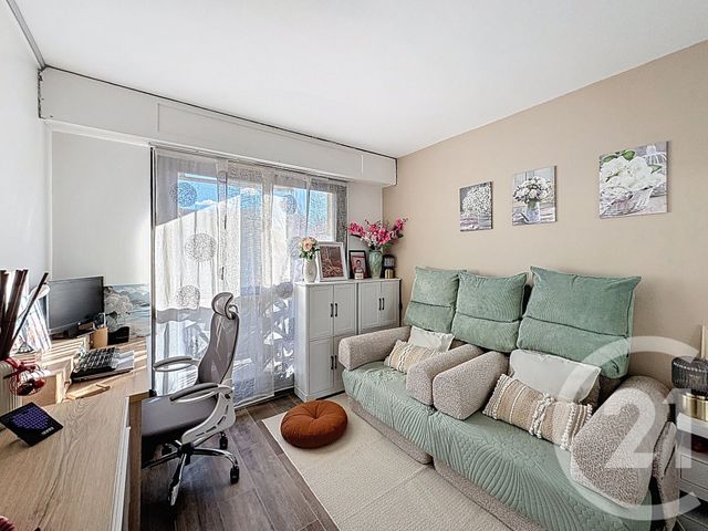 Appartement F3 à vendre - 3 pièces - 73.9 m2 - MONTPELLIER - 34 - LANGUEDOC-ROUSSILLON - Century 21 Vicarello