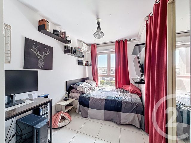 Appartement F4 à vendre - 4 pièces - 84.0 m2 - CASTELNAU LE LEZ - 34 - LANGUEDOC-ROUSSILLON - Century 21 Vicarello