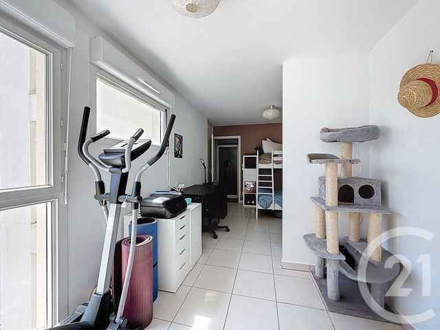 Appartement F4 à vendre - 4 pièces - 84.0 m2 - CASTELNAU LE LEZ - 34 - LANGUEDOC-ROUSSILLON - Century 21 Vicarello