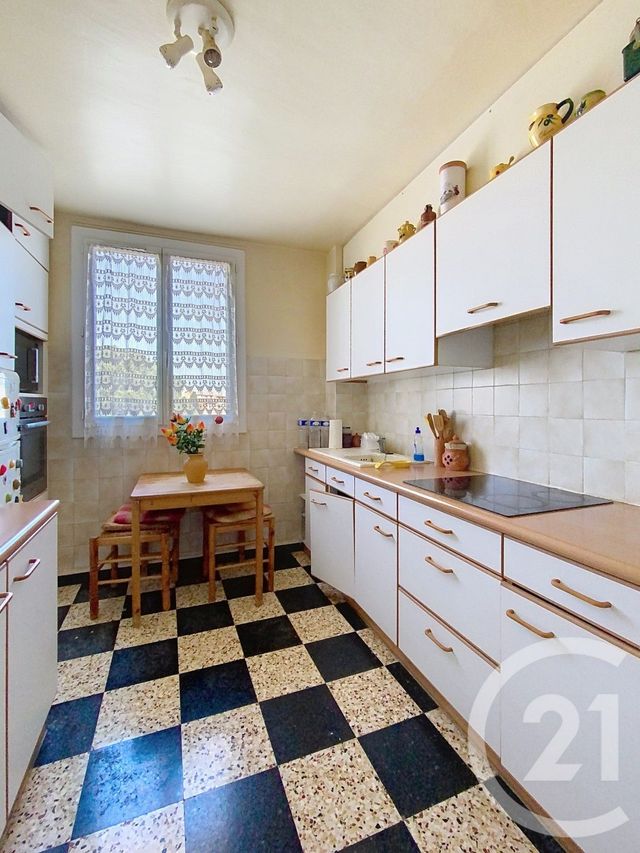 Appartement F3 à vendre - 3 pièces - 73.01 m2 - LE GRAU DU ROI - 30 - LANGUEDOC-ROUSSILLON - Century 21 Vicarello