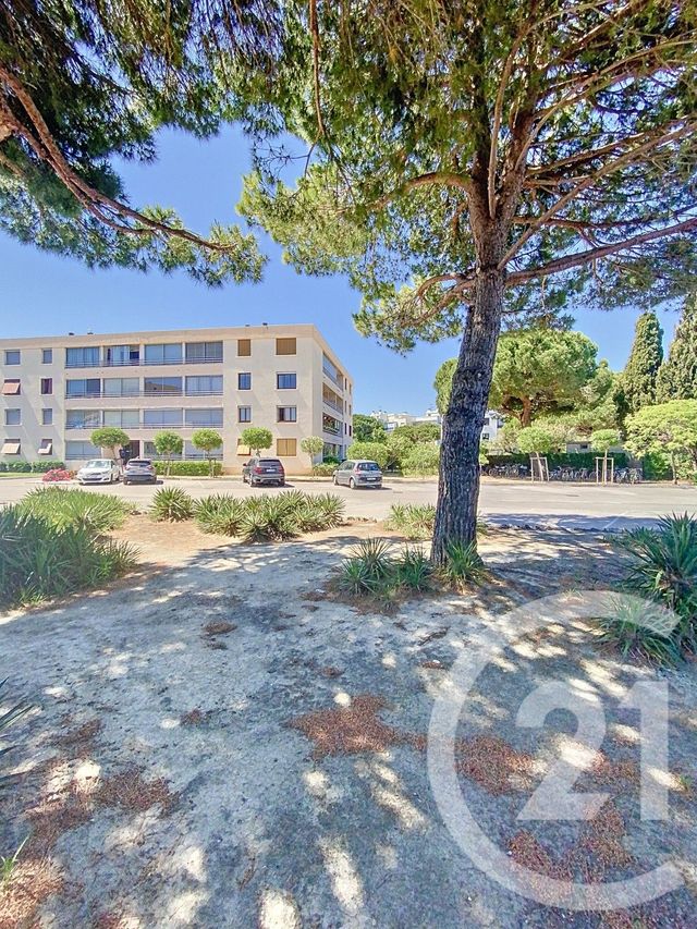 Appartement F3 à vendre - 3 pièces - 73.01 m2 - LE GRAU DU ROI - 30 - LANGUEDOC-ROUSSILLON - Century 21 Vicarello