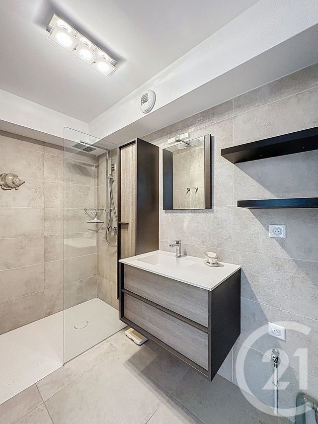 Appartement F2 à vendre - 2 pièces - 41.39 m2 - PALAVAS LES FLOTS - 34 - LANGUEDOC-ROUSSILLON - Century 21 Vicarello