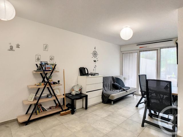 Appartement F2 à louer - 2 pièces - 37.5 m2 - ST JEAN DE VEDAS - 34 - LANGUEDOC-ROUSSILLON - Century 21 Vicarello