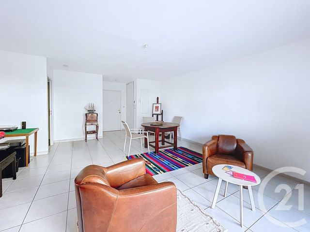 Appartement F3 à vendre - 3 pièces - 72.43 m2 - MONTPELLIER - 34 - LANGUEDOC-ROUSSILLON - Century 21 Vicarello