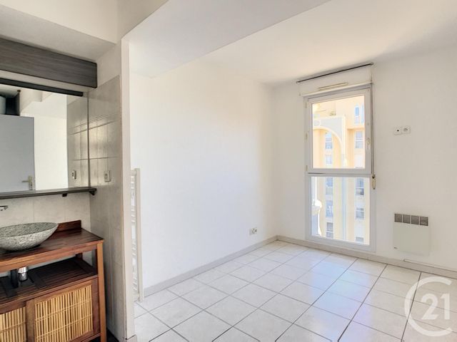 Appartement F2 à louer - 2 pièces - 35.6 m2 - LATTES - 34 - LANGUEDOC-ROUSSILLON - Century 21 Vicarello