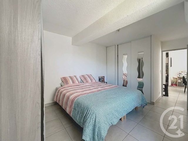 Appartement T3 à vendre - 3 pièces - 61.91 m2 - CASTELNAU LE LEZ - 34 - LANGUEDOC-ROUSSILLON - Century 21 Vicarello
