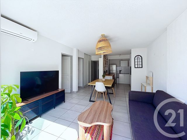 Appartement T3 à vendre - 3 pièces - 61.91 m2 - CASTELNAU LE LEZ - 34 - LANGUEDOC-ROUSSILLON - Century 21 Vicarello