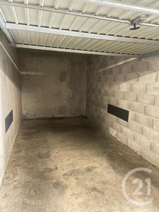 parking à louer - 14.0 m2 - MONTPELLIER - 34 - LANGUEDOC-ROUSSILLON - Century 21 Vicarello