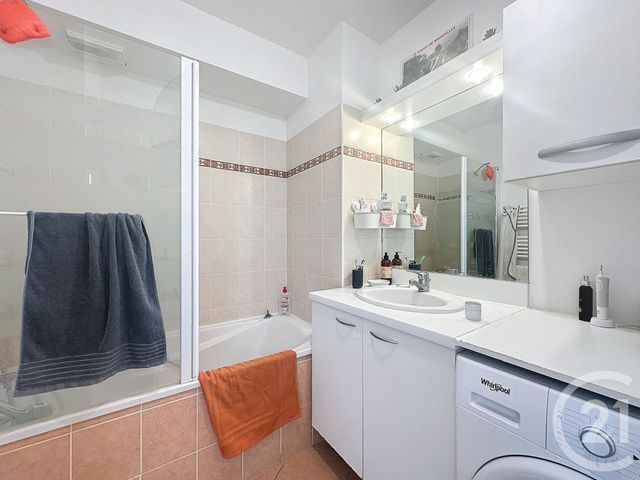 Appartement F3 à vendre - 3 pièces - 68.73 m2 - MONTPELLIER - 34 - LANGUEDOC-ROUSSILLON - Century 21 Vicarello