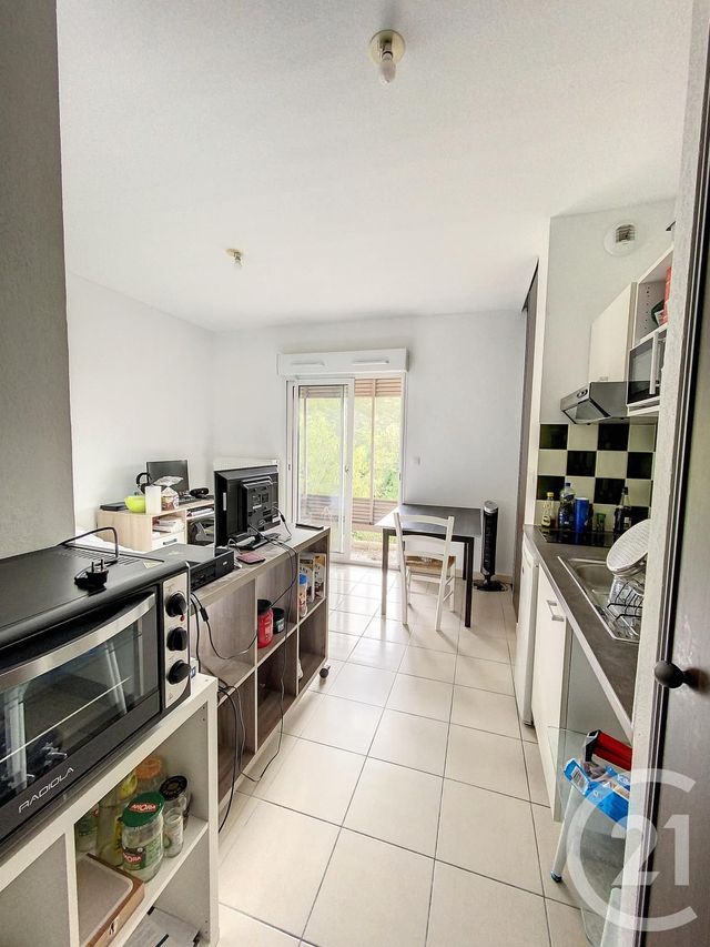 Appartement F1 à louer - 1 pièce - 24.33 m2 - JUVIGNAC - 34 - LANGUEDOC-ROUSSILLON - Century 21 Vicarello