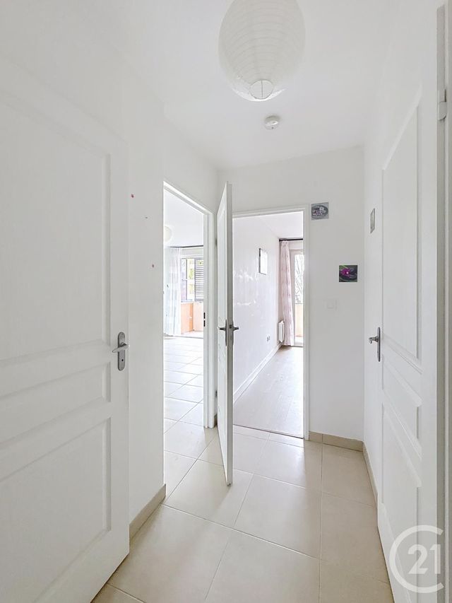 Appartement F2 à louer - 2 pièces - 43.94 m2 - CASTELNAU LE LEZ - 34 - LANGUEDOC-ROUSSILLON - Century 21 Vicarello