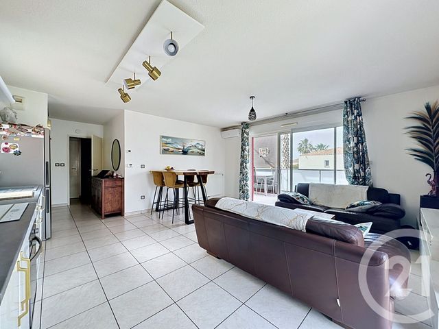 Appartement F4 à vendre - 4 pièces - 73.0 m2 - MAUGUIO CARNON - 34 - LANGUEDOC-ROUSSILLON - Century 21 Vicarello