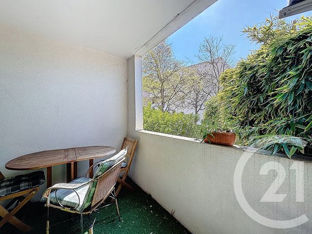 Appartement F3 à louer - 3 pièces - 56.28 m2 - CASTELNAU LE LEZ - 34 - LANGUEDOC-ROUSSILLON - Century 21 Vicarello