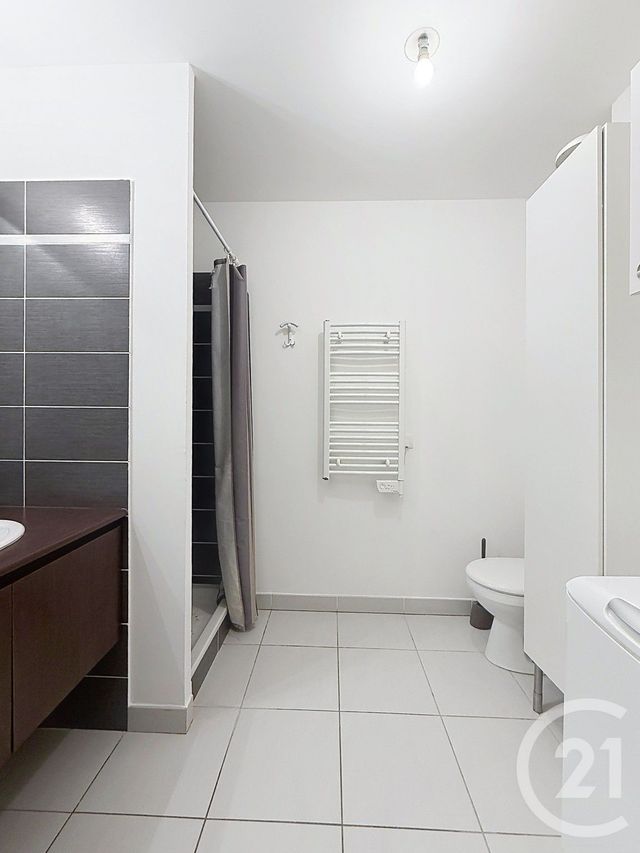 Appartement F3 à louer - 3 pièces - 56.28 m2 - CASTELNAU LE LEZ - 34 - LANGUEDOC-ROUSSILLON - Century 21 Vicarello